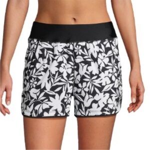 Lands' End Women Sz 8 Havana Swim Athletic Black and White Floral Shorts